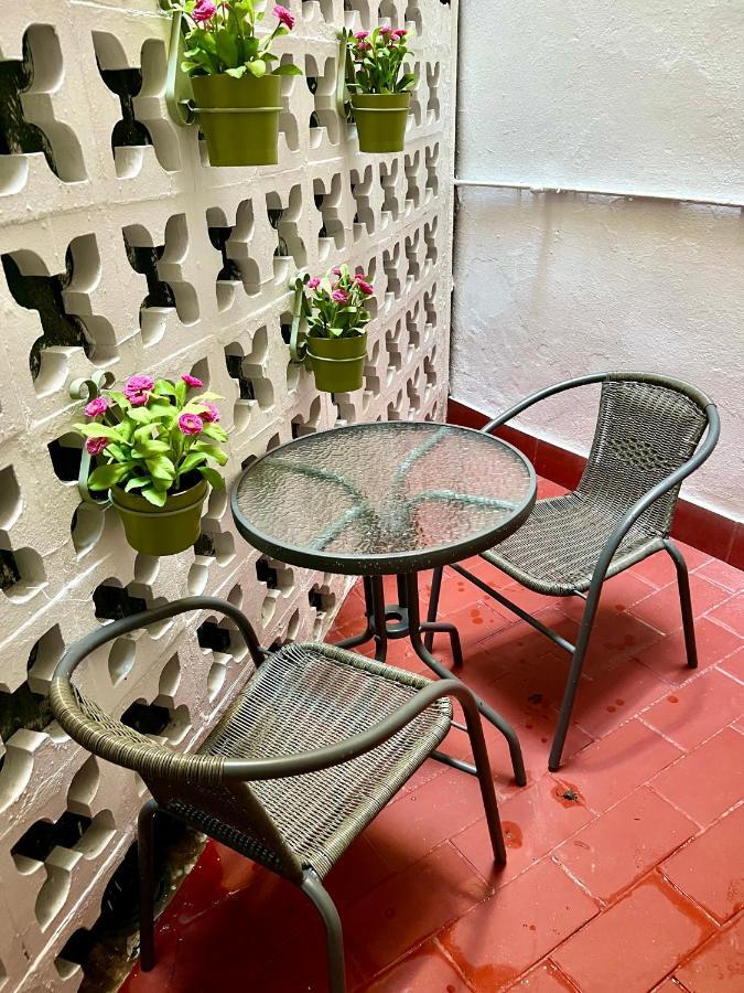 Апартаменты El Patio De San Miguel Кордова Экстерьер фото