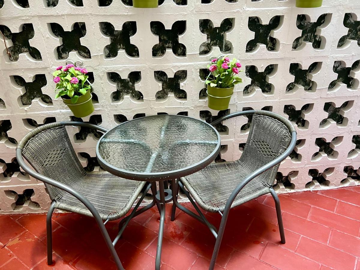 Апартаменты El Patio De San Miguel Кордова Экстерьер фото